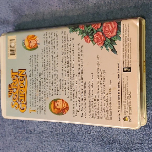 The Secret Garden - Picture 2 of 4